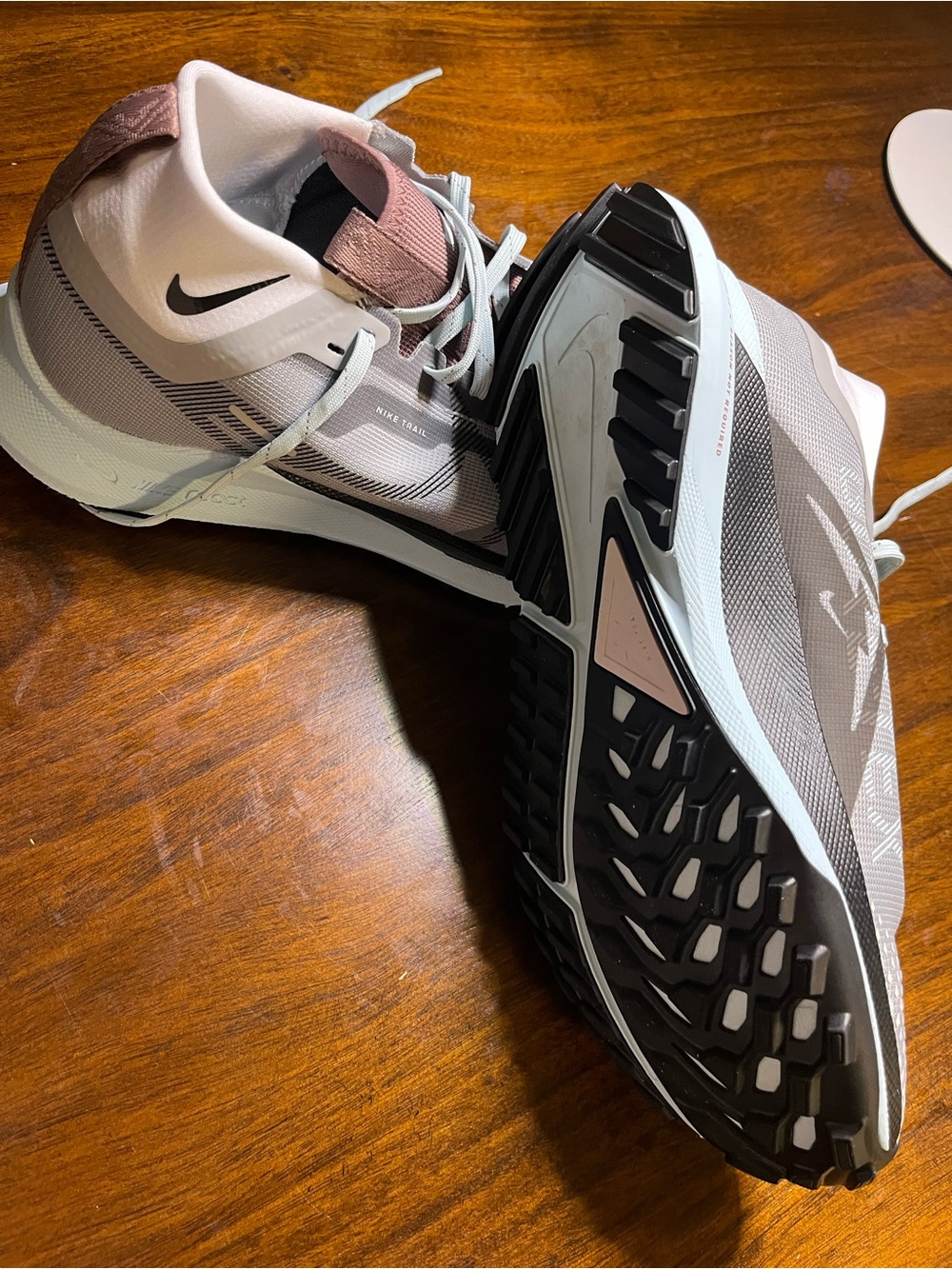 Nike Women's GORE TEX - Picture 5 of 8